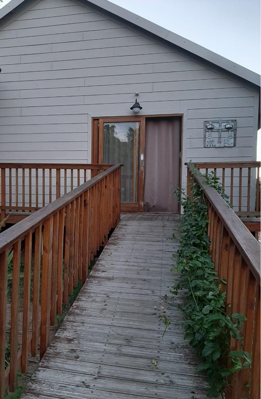 To Let 1 Bedroom Property for Rent in Bergsig Western Cape